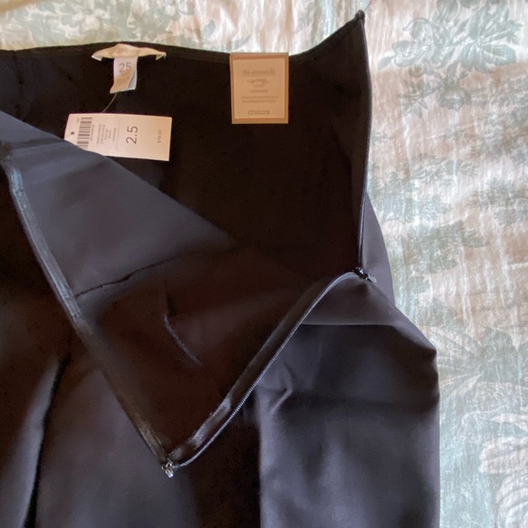 NWT Chico’s Ultimate Fit Ankle Black Pants - Picture 6 of 10